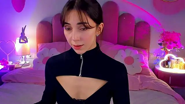 ElsaYoung online show from November 29, 2025, 10:21 pm