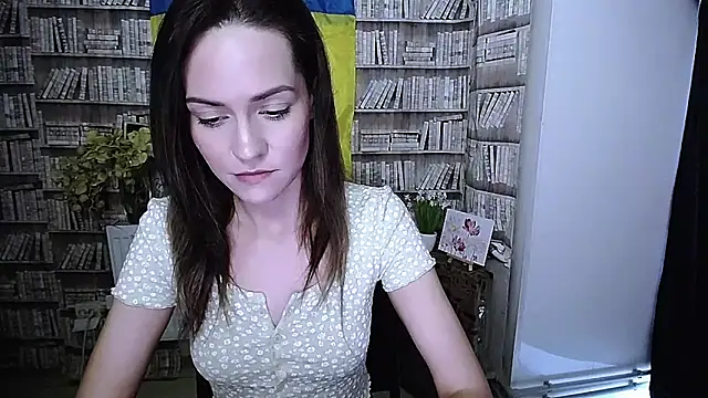 Snapshot of Lina_Star_S chatting on November 14, 2025, 10:52 am Lina Star S online show from November 14, 2025, 10:52 am