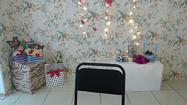 Lina Star S online show from February 13, 2025, 10:34 am