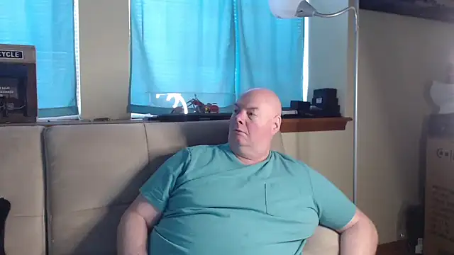 harley99574 online show from November 15, 2025, 8:24 pm