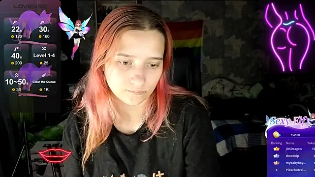 Snapshot of RachelPirce chatting on June 19, 2026, 8:14 pm RachelPirce online show from June 19, 2026, 8:14 pm