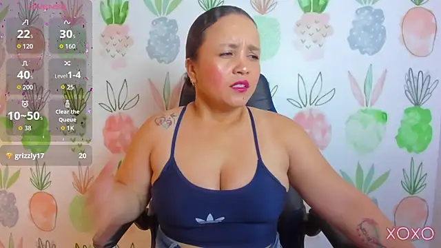 linda rios  online show from November 11, 2025, 7:19 pm