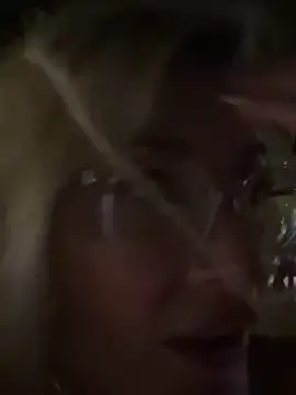 Englishhotwife4u online show from January 2, 2025, 5:50 pm