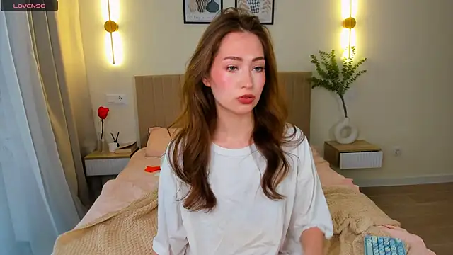 shellikeangel online show from March 20, 2025, 3:04 pm