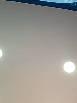 sasi luna online show from October 7, 2025, 1:45 pm