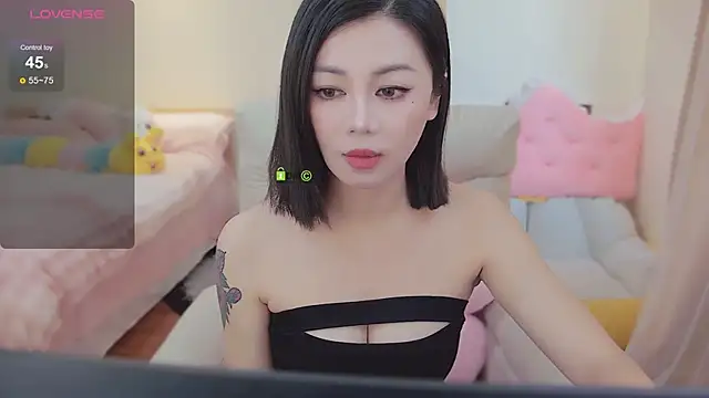 kqiqiqi online show from December 16, 2024, 6:10 am