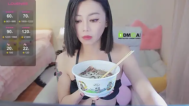 kqiqiqi online show from December 17, 2024, 10:44 am