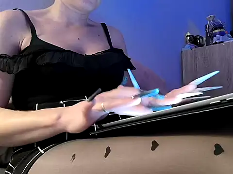 Cally-n online show from January 1, 2025, 4:07 am