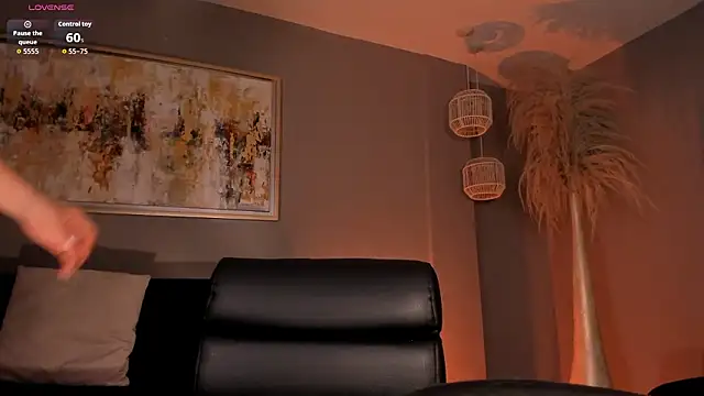 MiaFarrell  online show from March 10, 2026, 6:23 pm