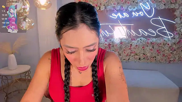 IsabelBornner online show from October 19, 2025, 4:43 pm