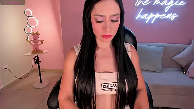 IsabelBornner online show from November 5, 2025, 6:55 pm