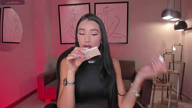 BellaCarteer  online show from March 14, 2026, 1:06 pm