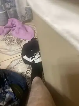 HoneyCoconuts online show from March 4, 2025, 4:06 am