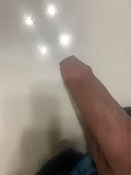 HoneyCoconuts online show from March 5, 2025, 5:29 am