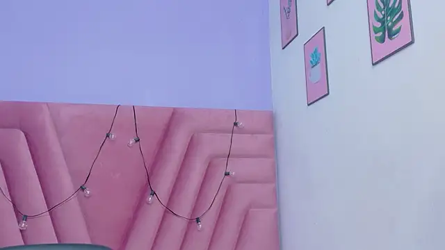 kinkyandsavage online show from February 1, 2026, 1:09 pm