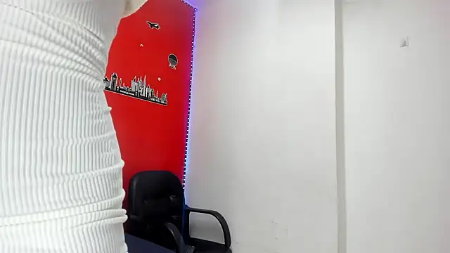 mariilulp303av online show from September 26, 2025, 5:58 am