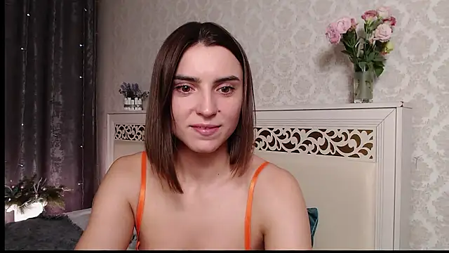 Snapshot of Lesyisme chatting on February 3, 2026, 8:36 pm Lesyisme online show from February 3, 2026, 8:36 pm