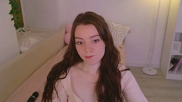 Snapshot of Lana__Cute_ chatting on July 13, 2026, 2:27 pm Lana Cute online show from July 13, 2026, 2:27 pm