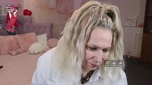 Penelope Pinky online show from February 12, 2025, 5:58 pm