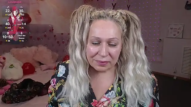Penelope Pinky online show from February 14, 2025, 5:36 pm