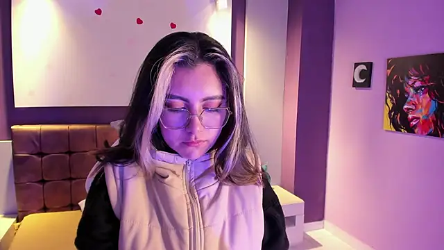 mila mendoza online show from March 10, 2025, 12:38 pm