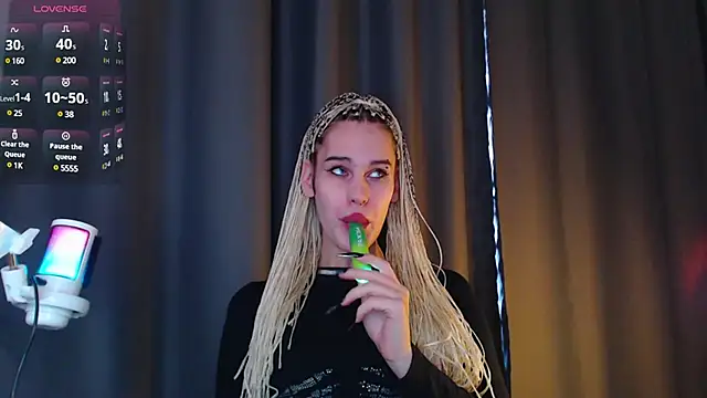 Cassie Bae online show from March 22, 2025, 6:22 am