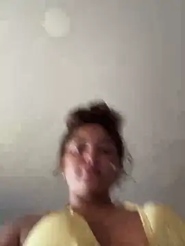 Nicollygriu online show from February 22, 2026, 2:41 pm