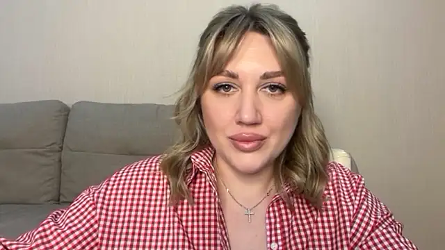 VickyLove047 online show from May 9, 2026, 8:07 am
