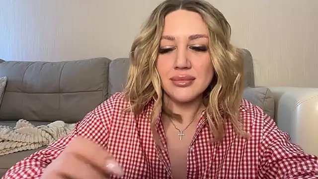 VickyLove047 online show from October 3, 2025, 8:27 am