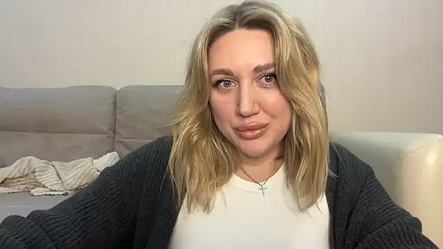 VickyLove047 online show from January 8, 2026, 5:19 pm