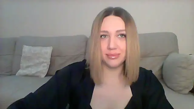 VickyLove047 online show from March 3, 2025, 4:43 am