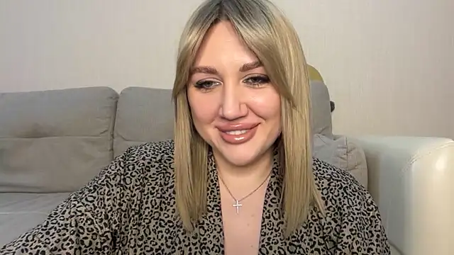 VickyLove047 online show from May 10, 2026, 8:18 am