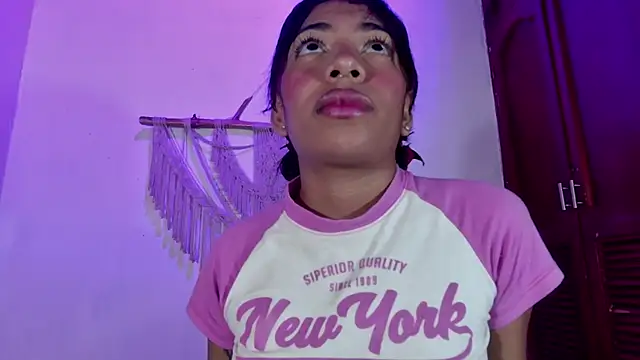 anais tgn online show from September 12, 2025, 6:07 pm