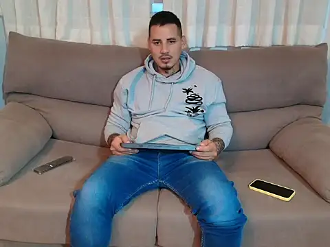 Geishastudios online show from November 4, 2025, 9:57 am