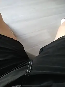 Dannydy2015 online show from October 16, 2025, 12:52 am