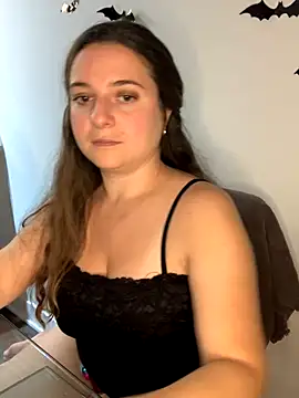 Snapshot of applecandyredxxx chatting on October 18, 2025, 2:24 am applecandyredxxx online show from October 18, 2025, 2:24 am