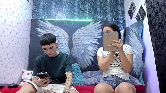 Snapshot of exotic_hot_couple chatting on April 18, 2026, 10:10 pm exotic hot couple online show from April 18, 2026, 10:10 pm