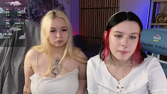 Snapshot of tender_kiitty chatting on October 25, 2025, 2:07 pm tender kiitty online show from October 25, 2025, 2:07 pm