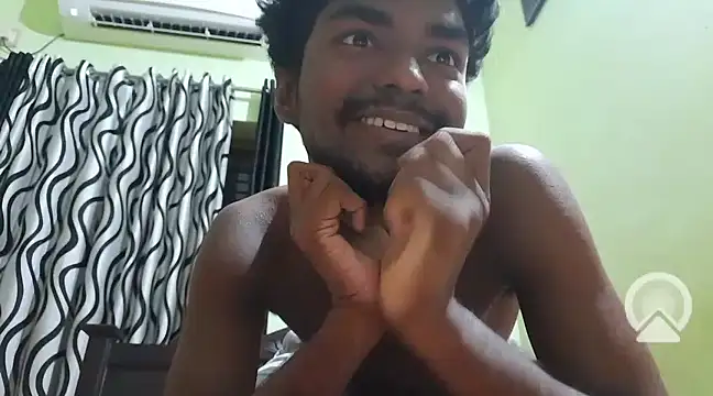 Snapshot of funcracker chatting on March 14, 2025, 11:11 pm funcracker online show from March 14, 2025, 11:11 pm