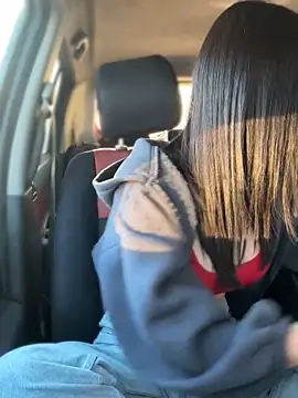 JulliaVegas online show from October 14, 2025, 1:50 am