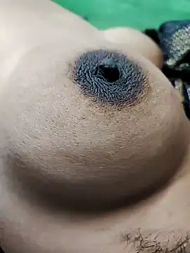 Snapshot of Laxmi_bhabhi chatting on December 31, 2024, 11:49 pm Laxmi bhabhi online show from December 31, 2024, 11:49 pm