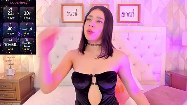 rebeca watsson online show from February 5, 2026, 1:18 pm