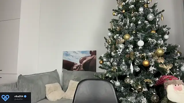 Snapshot of Viktoria_www chatting on December 17, 2024, 10:22 pm Viktoria www online show from December 17, 2024, 10:22 pm