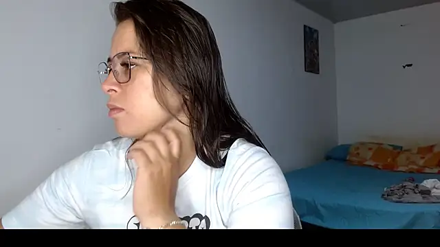 Snapshot of Paloma_Desire chatting on November 12, 2025, 1:26 pm Paloma Desire online show from November 12, 2025, 1:26 pm