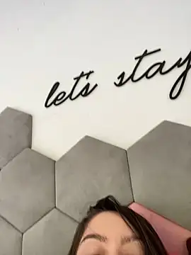 helensweet07 online show from December 27, 2024, 9:28 am