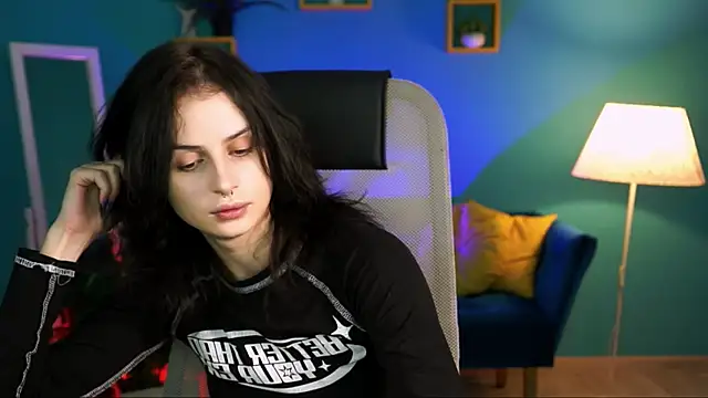 JadeCastle  online show from November 25, 2025, 4:57 am