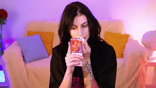 JadeCastle  online show from April 15, 2026, 5:28 pm