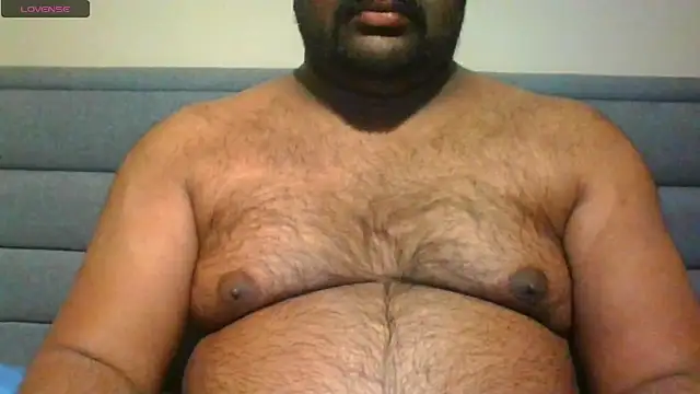 Snapshot of indianbearbot chatting on February 21, 2026, 9:28 pm indianbearbot online show from February 21, 2026, 9:28 pm