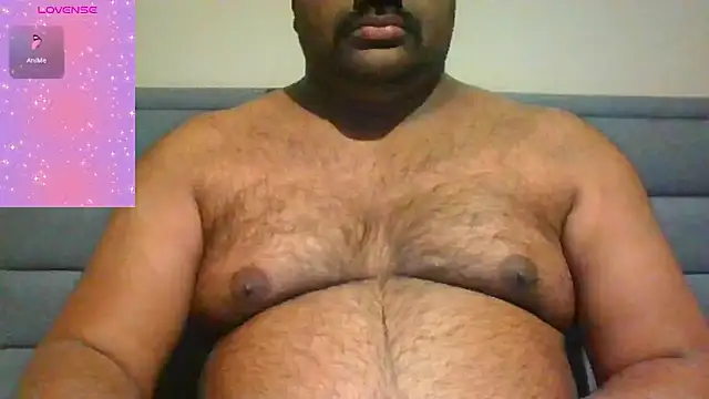 Snapshot of indianbearbot chatting on December 14, 2025, 8:58 pm indianbearbot online show from December 14, 2025, 8:58 pm