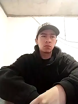 Snapshot of Fetichetanga chatting on February 9, 2025, 5:43 pm Fetichetanga online show from February 9, 2025, 5:43 pm